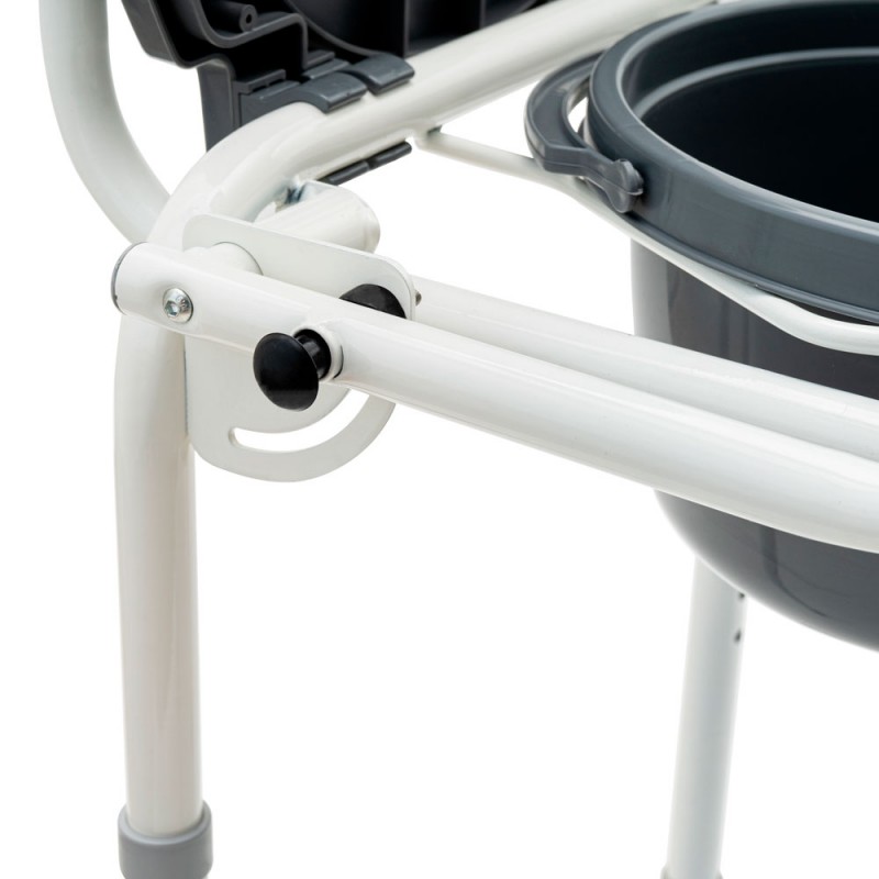 Кресло-туалет WC302, с откидными поручнями